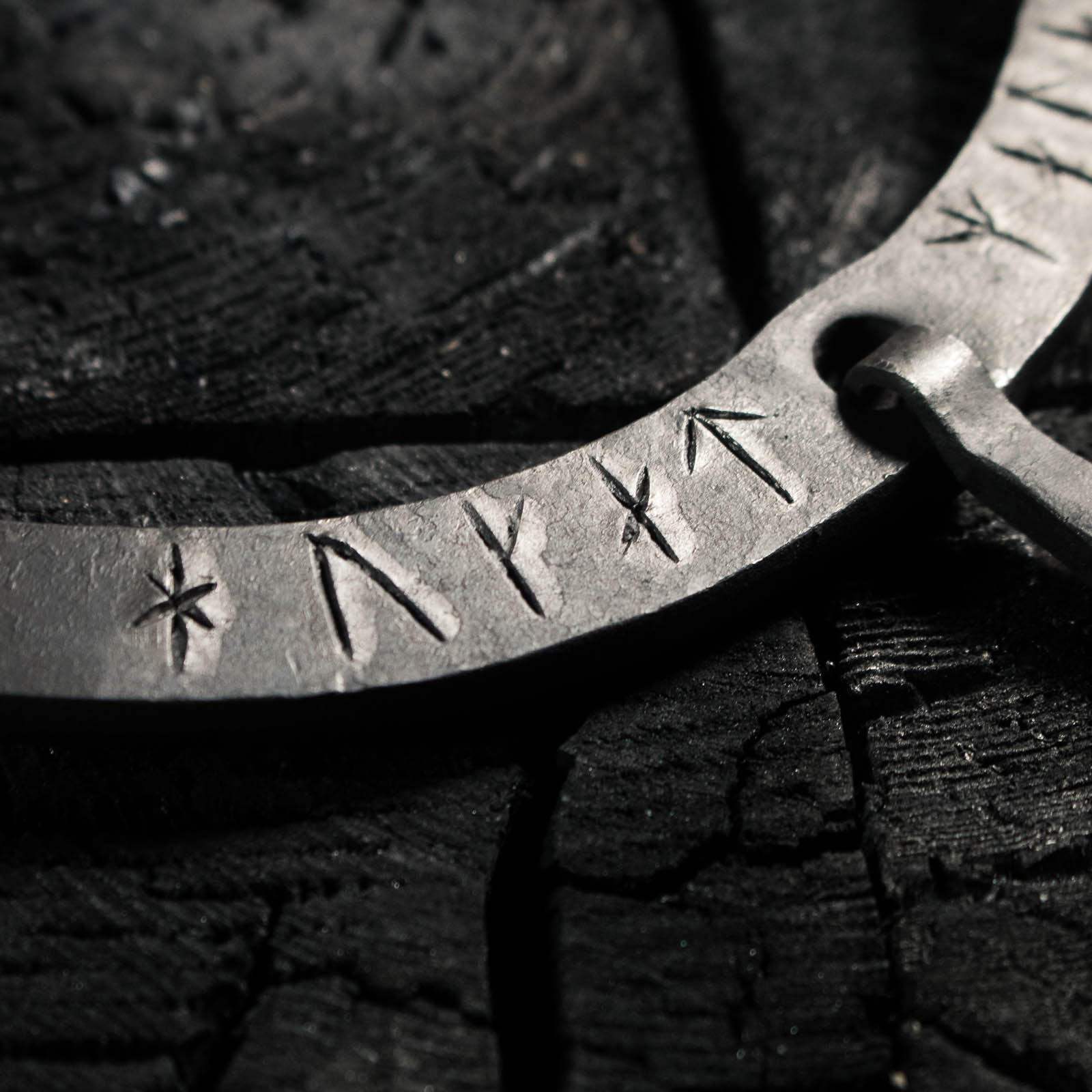 runes on oath ring